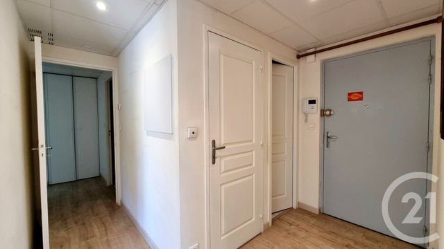 Appartement F3 &agrave; vendre - 3 pi&egrave;ces - 74,16 m2 - Sarlat La Caneda - 24 - AQUITAINE