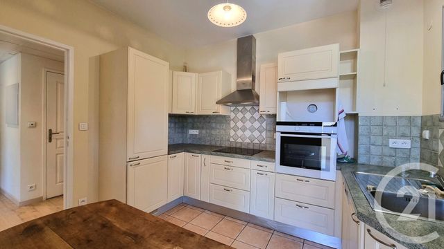 Appartement F3 &agrave; vendre - 3 pi&egrave;ces - 74,16 m2 - Sarlat La Caneda - 24 - AQUITAINE