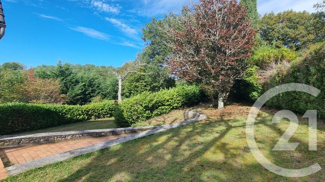 Maison à vendre - 6 pièces - 119,70 m2 - Vezac - 24 - AQUITAINE