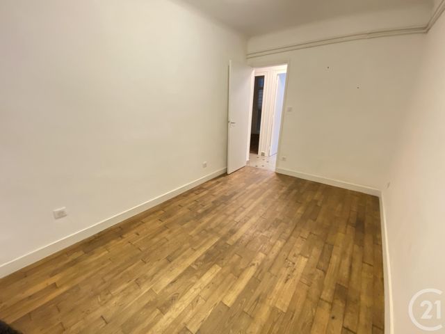 Appartement &agrave; louer - 3 pi&egrave;ces - 58,47 m2 - Sarlat La Caneda - 24 - AQUITAINE