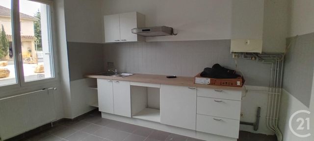 Maison &agrave; louer - 4 pi&egrave;ces - 94,46 m2 - Sarlat La Caneda - 24 - AQUITAINE