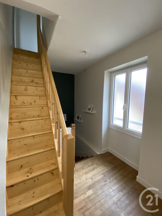 Maison &agrave; louer - 4 pi&egrave;ces - 89,21 m2 - St Genies - 24 - AQUITAINE