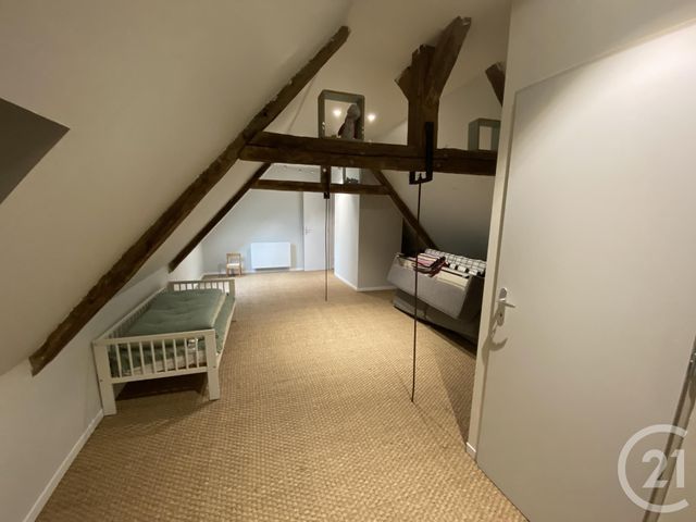 Maison &agrave; louer - 4 pi&egrave;ces - 89,21 m2 - St Genies - 24 - AQUITAINE