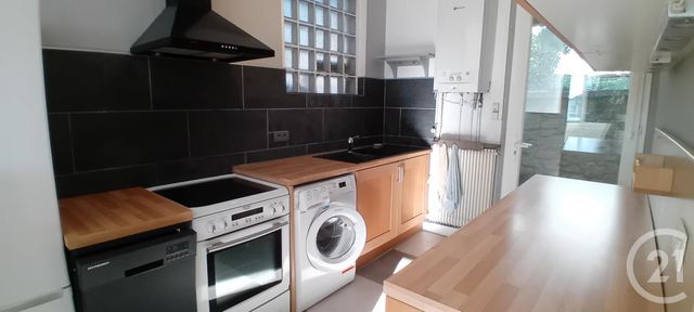 Maison &agrave; louer - 3 pi&egrave;ces - 68,87 m2 - Sarlat La Caneda - 24 - AQUITAINE