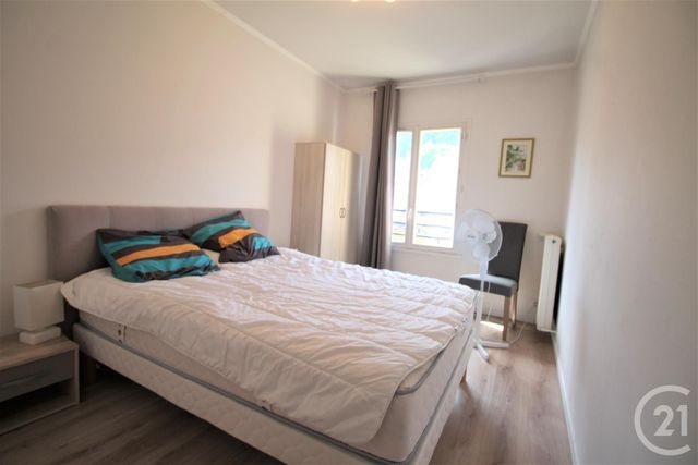 Appartement &agrave; louer - 3 pi&egrave;ces - 67,57 m2 - Sarlat La Caneda - 24 - AQUITAINE