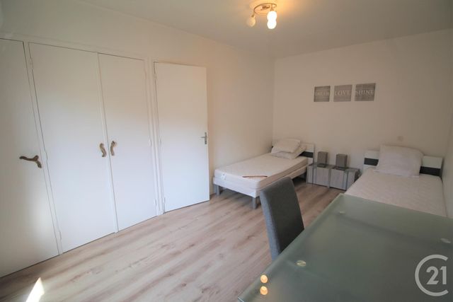 Appartement &agrave; louer - 3 pi&egrave;ces - 67,57 m2 - Sarlat La Caneda - 24 - AQUITAINE