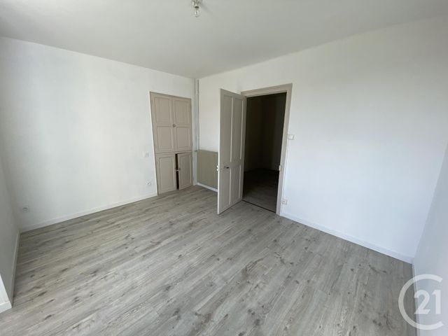 Maison &agrave; louer - 3 pi&egrave;ces - 86,42 m2 - Sarlat La Caneda - 24 - AQUITAINE