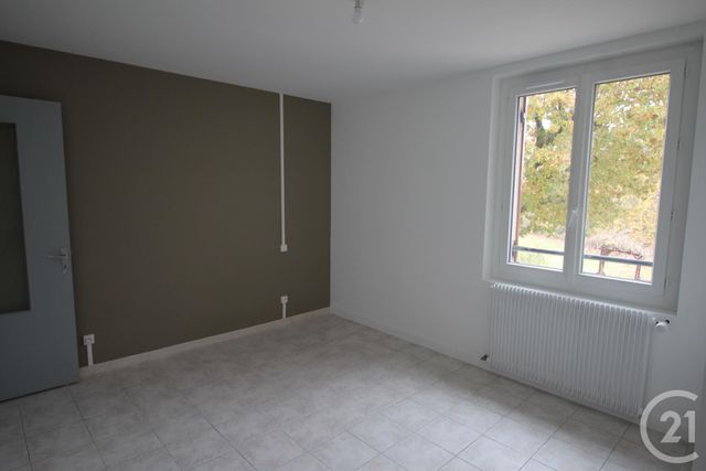 Appartement F4 &agrave; louer - 4 pi&egrave;ces - 106,24 m2 - Sarlat La Caneda - 24 - AQUITAINE