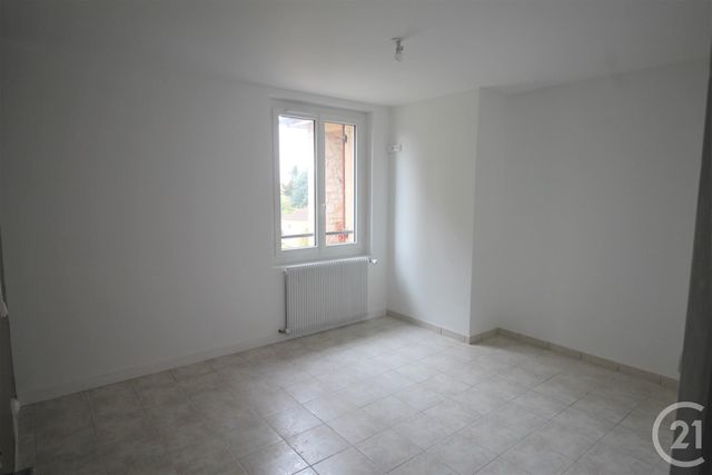 Appartement F4 &agrave; louer - 4 pi&egrave;ces - 106,24 m2 - Sarlat La Caneda - 24 - AQUITAINE
