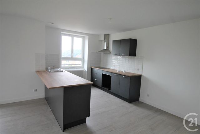 Appartement F4 &agrave; louer - 4 pi&egrave;ces - 106,24 m2 - Sarlat La Caneda - 24 - AQUITAINE