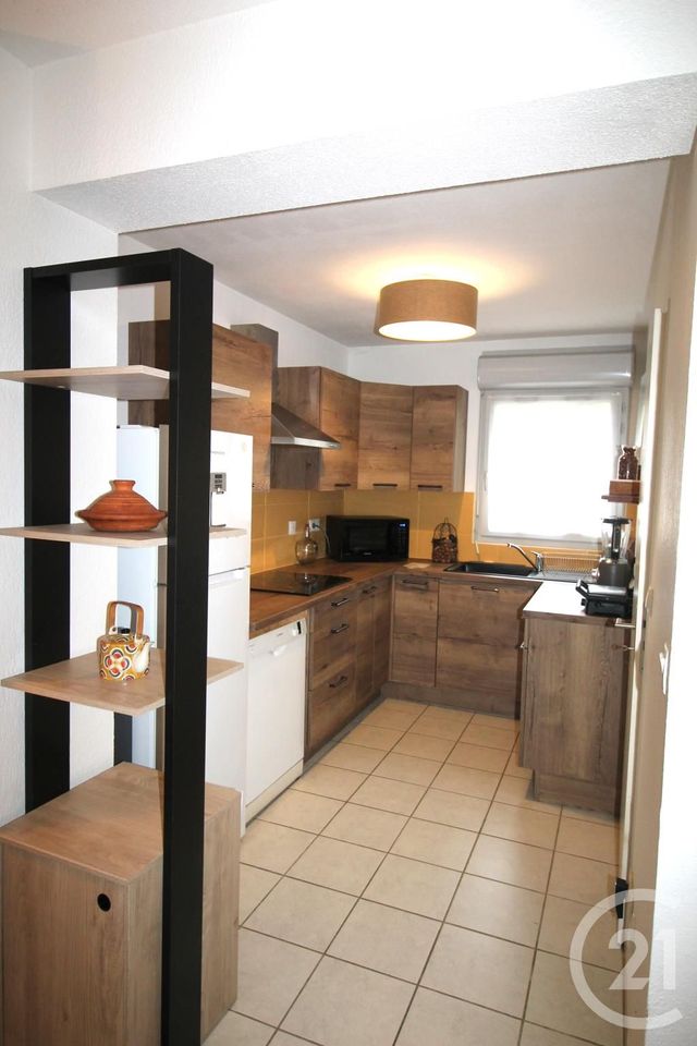 Maison &agrave; louer - 3 pi&egrave;ces - 61,01 m2 - Sarlat La Caneda - 24 - AQUITAINE