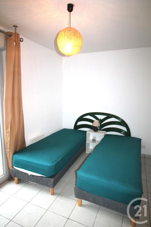 Maison &agrave; louer - 3 pi&egrave;ces - 61,01 m2 - Sarlat La Caneda - 24 - AQUITAINE