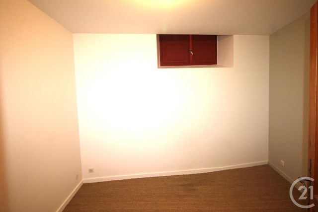 Appartement T3 &agrave; louer - 3 pi&egrave;ces - 60,64 m2 - Sarlat La Caneda - 24 - AQUITAINE