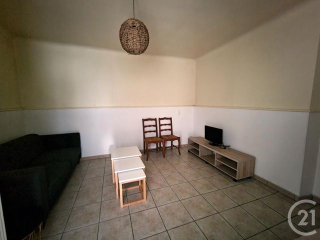 Maison &agrave; louer - 2 pi&egrave;ces - 48,90 m2 - Sarlat La Caneda - 24 - AQUITAINE