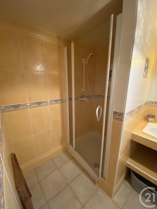 Appartement &agrave; louer - 2 pi&egrave;ces - 45,22 m2 - Sarlat La Caneda - 24 - AQUITAINE