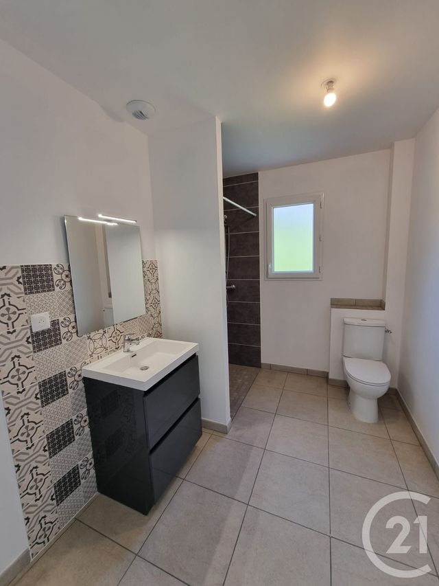 Maison &agrave; louer - 4 pi&egrave;ces - 84,30 m2 - St Aubin De Nabirat - 24 - AQUITAINE