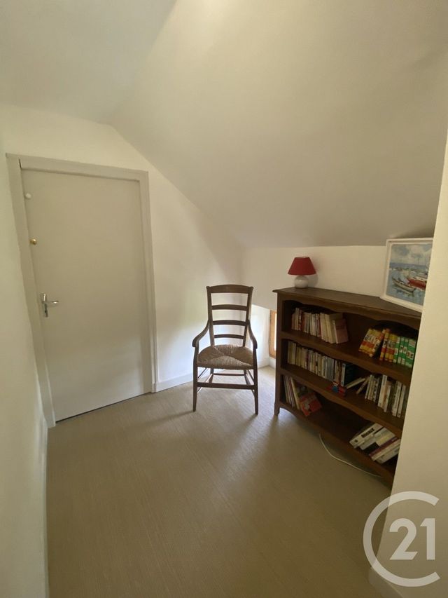 Maison &agrave; louer - 6 pi&egrave;ces - 130,06 m2 - Salignac Eyvigues - 24 - AQUITAINE