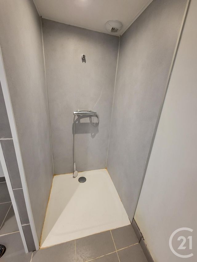 Maison &agrave; louer - 4 pi&egrave;ces - 84 m2 - Nabirat - 24 - AQUITAINE