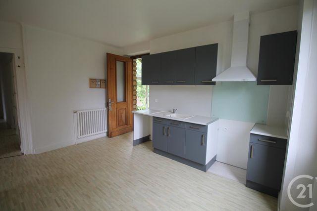 Maison &agrave; louer - 5 pi&egrave;ces - 90,30 m2 - St Crepin Et Carlucet - 24 - AQUITAINE