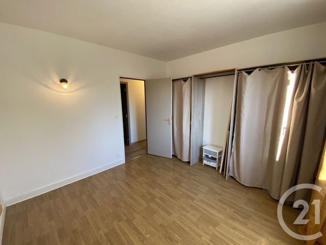 Maison &agrave; louer - 4 pi&egrave;ces - 109,47 m2 - Salignac Eyvigues - 24 - AQUITAINE