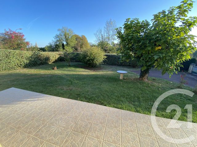 Maison &agrave; louer - 4 pi&egrave;ces - 109,47 m2 - Salignac Eyvigues - 24 - AQUITAINE