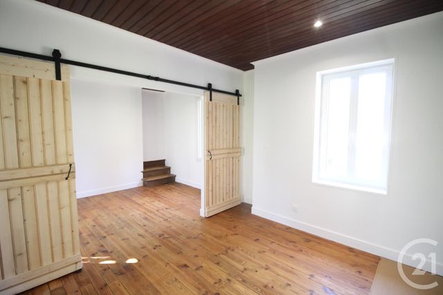 Maison &agrave; louer - 2 pi&egrave;ces - 52,83 m2 - Sarlat La Caneda - 24 - AQUITAINE