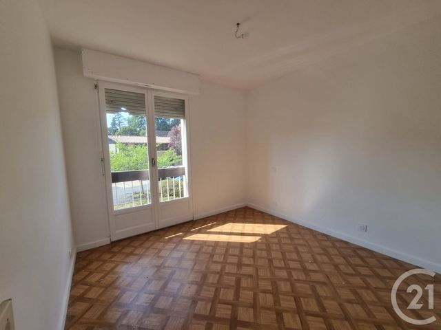Appartement &agrave; louer - 2 pi&egrave;ces - 43,51 m2 - Sarlat La Caneda - 24 - AQUITAINE