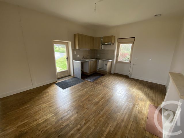 Maison &agrave; louer - 4 pi&egrave;ces - 83,20 m2 - Marquay - 24 - AQUITAINE