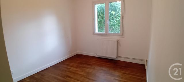 Appartement F3 &agrave; louer - 3 pi&egrave;ces - 69,96 m2 - Sarlat La Caneda - 24 - AQUITAINE