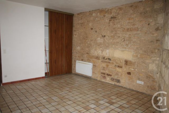 Appartement &agrave; louer - 2 pi&egrave;ces - 45,23 m2 - Sarlat La Caneda - 24 - AQUITAINE