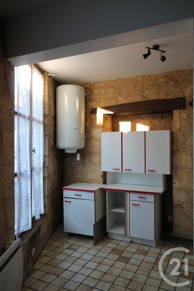 Appartement &agrave; louer - 2 pi&egrave;ces - 45,23 m2 - Sarlat La Caneda - 24 - AQUITAINE