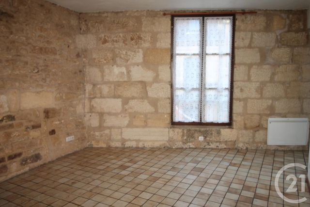 Appartement &agrave; louer - 2 pi&egrave;ces - 45,23 m2 - Sarlat La Caneda - 24 - AQUITAINE