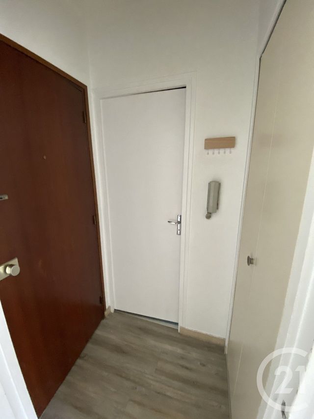 Appartement Studio &agrave; louer - 1 pi&egrave;ce - 30,53 m2 - Sarlat La Caneda - 24 - AQUITAINE