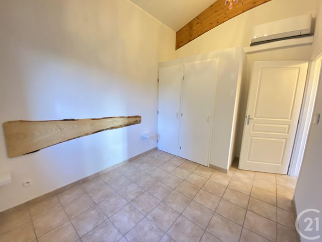 Maison &agrave; louer - 3 pi&egrave;ces - 61,96 m2 - Sarlat La Caneda - 24 - AQUITAINE