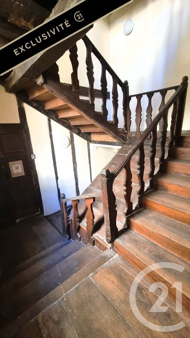 Appartement F3 bis &agrave; vendre - 3 pi&egrave;ces - 58,24 m2 - Sarlat La Caneda - 24 - AQUITAINE