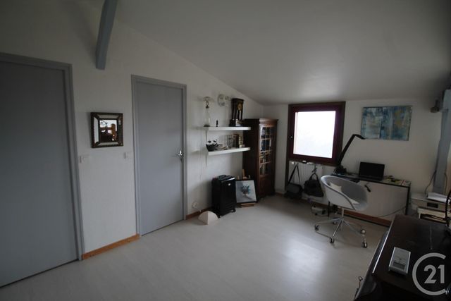 Maison &agrave; louer - 4 pi&egrave;ces - 99,55 m2 - Cenac Et St Julien - 24 - AQUITAINE