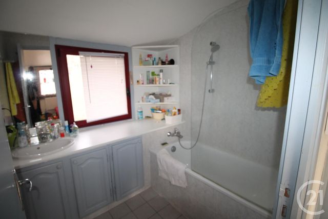 Maison &agrave; louer - 4 pi&egrave;ces - 99,55 m2 - Cenac Et St Julien - 24 - AQUITAINE