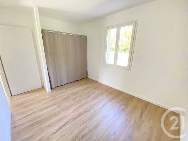 Maison &agrave; louer - 4 pi&egrave;ces - 102,20 m2 - Proissans - 24 - AQUITAINE