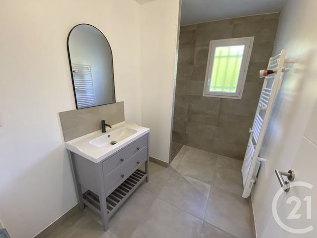 Maison &agrave; louer - 4 pi&egrave;ces - 102,20 m2 - Proissans - 24 - AQUITAINE