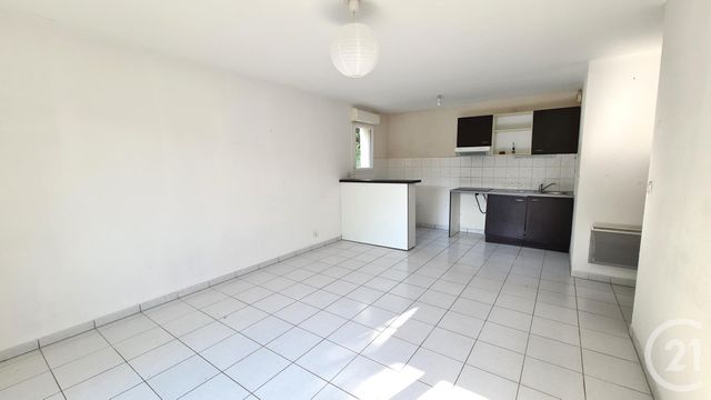 Appartement T3 &agrave; vendre - 3 pi&egrave;ces - 57,70 m2 - Sarlat La Caneda - 24 - AQUITAINE