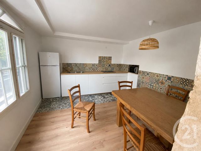 Maison &agrave; louer - 3 pi&egrave;ces - 79,51 m2 - Sarlat La Caneda - 24 - AQUITAINE