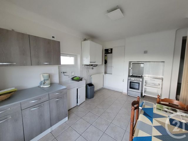 Maison &agrave; louer - 2 pi&egrave;ces - 48,90 m2 - Sarlat La Caneda - 24 - AQUITAINE