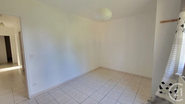 Maison &agrave; louer - 4 pi&egrave;ces - 89,38 m2 - Marcillac St Quentin - 24 - AQUITAINE