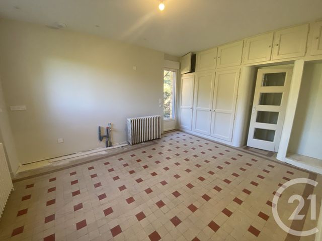 Maison &agrave; louer - 5 pi&egrave;ces - 145 m2 - Sarlat La Caneda - 24 - AQUITAINE