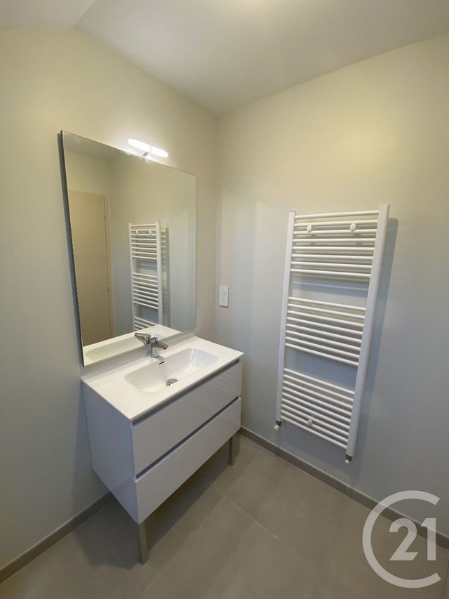 Maison &agrave; louer - 5 pi&egrave;ces - 145 m2 - Sarlat La Caneda - 24 - AQUITAINE