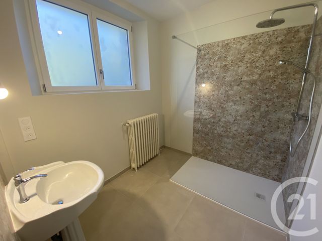Maison &agrave; louer - 5 pi&egrave;ces - 145 m2 - Sarlat La Caneda - 24 - AQUITAINE