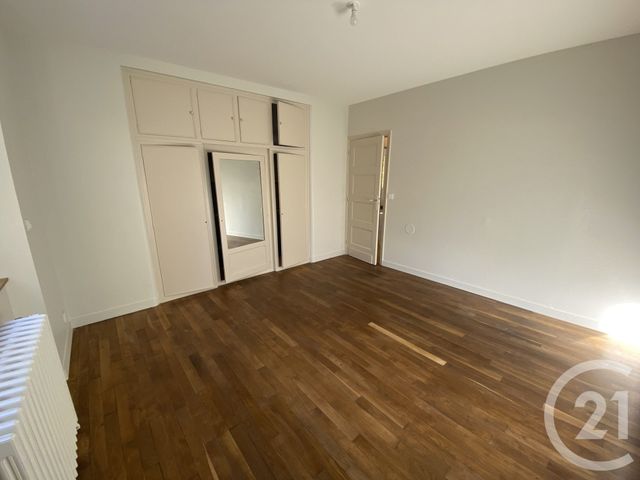Maison &agrave; louer - 5 pi&egrave;ces - 145 m2 - Sarlat La Caneda - 24 - AQUITAINE