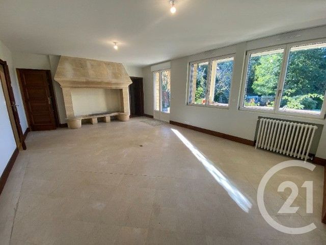 Maison &agrave; louer - 5 pi&egrave;ces - 145 m2 - Sarlat La Caneda - 24 - AQUITAINE