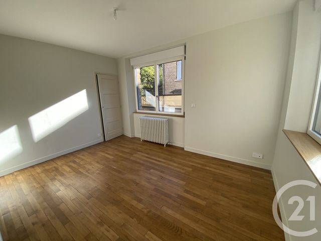 Maison &agrave; louer - 5 pi&egrave;ces - 145 m2 - Sarlat La Caneda - 24 - AQUITAINE