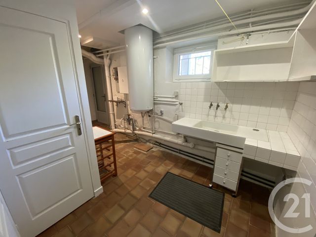 Maison &agrave; louer - 6 pi&egrave;ces - 200,35 m2 - Sarlat La Caneda - 24 - AQUITAINE